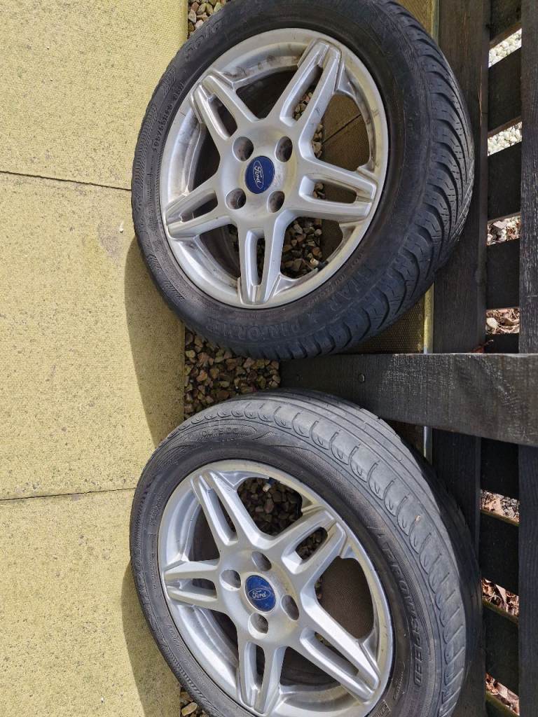 fiesta alloys x2  15"