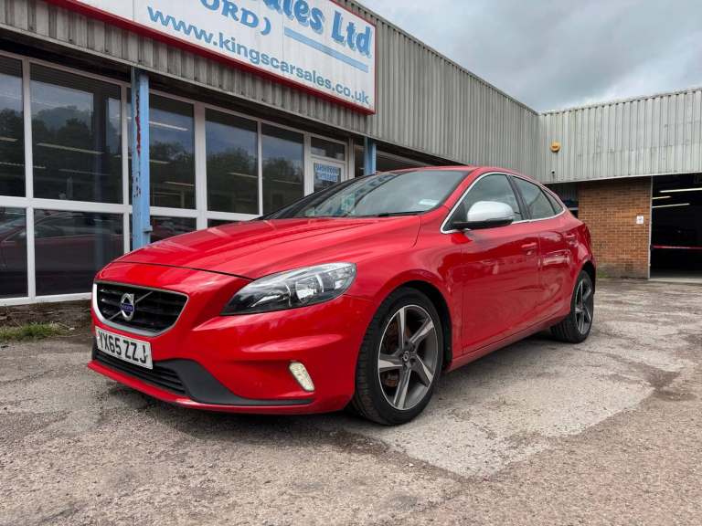 2015 Volvo V40 D2 [120] R DESIGN 5dr HATCHBACK Diesel Manual