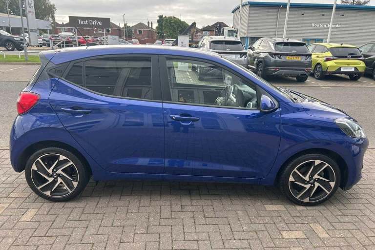 2022 Hyundai i10 1.0 MPi Premium 5dr HATCHBACK Petrol Manual