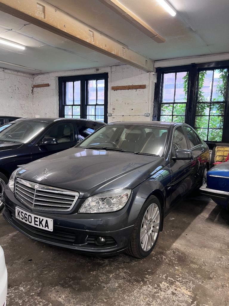 Automatic Mercedes 2011 plate petrol 