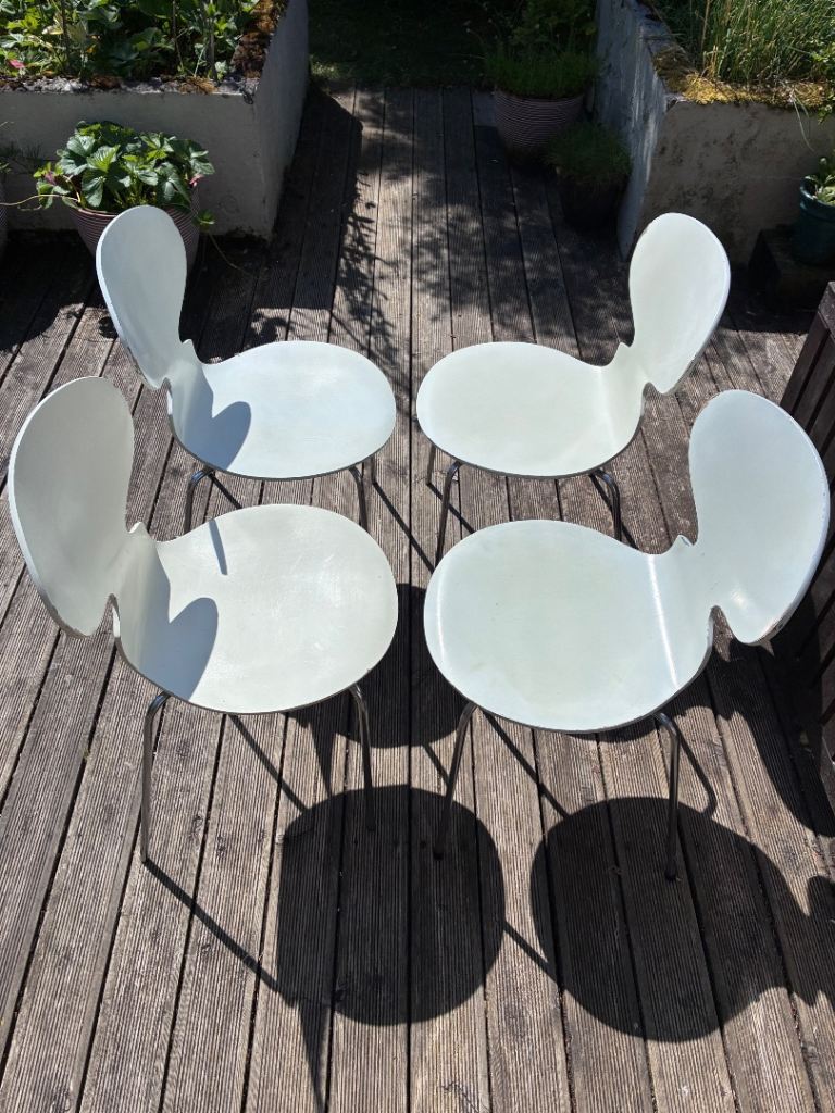 Ant chairs (set of 4) - a Danish design classic