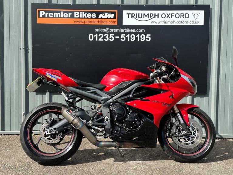 Stunning 2013/13 Triumph Daytona 675 Motorcycle 