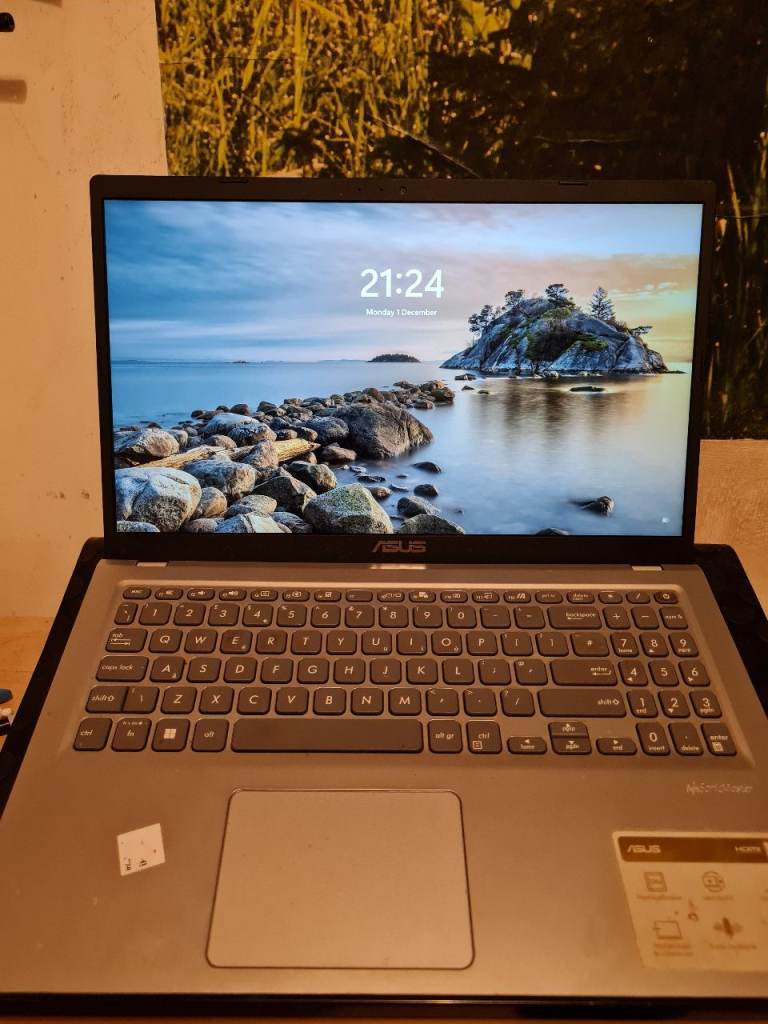 image for ASUS Vivobook X1500E Laptop with GXTrust 1109 Gaming Mouse and original charger