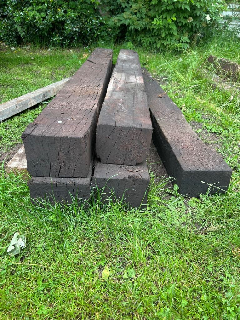 Fence posts 