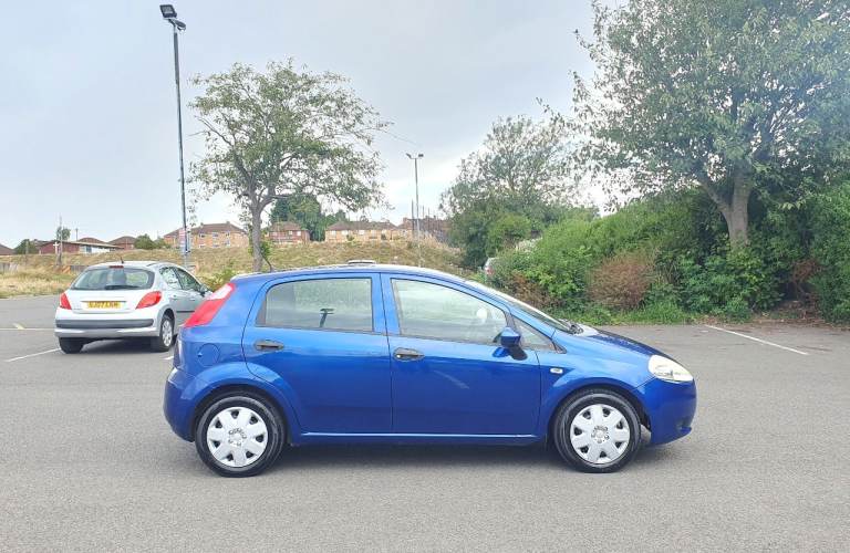Fiat Punto Long Mot Hatchback, 2009, Manual, 1368 (cc), 5 doors