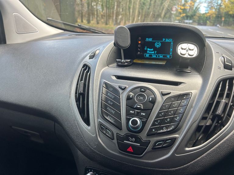 FREE ULEZ FORD TRANSIT COURIER SPORT 2018 67 REG FULL SERVICE HISTORY NO VAT