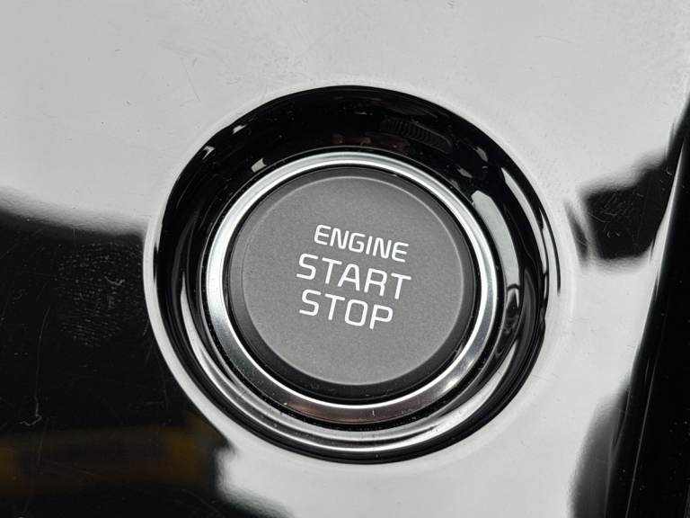 2025 Kia Sportage 1.6T GDi 207 HEV GT-Line 5dr Auto SUV PETROL/ELECTRIC Automatic