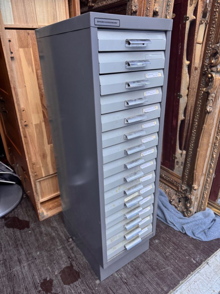vintage Metal filing cabinet possible delivery