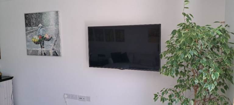 LG 47LA620V 47" LED-backlit LCD TV - Full HD