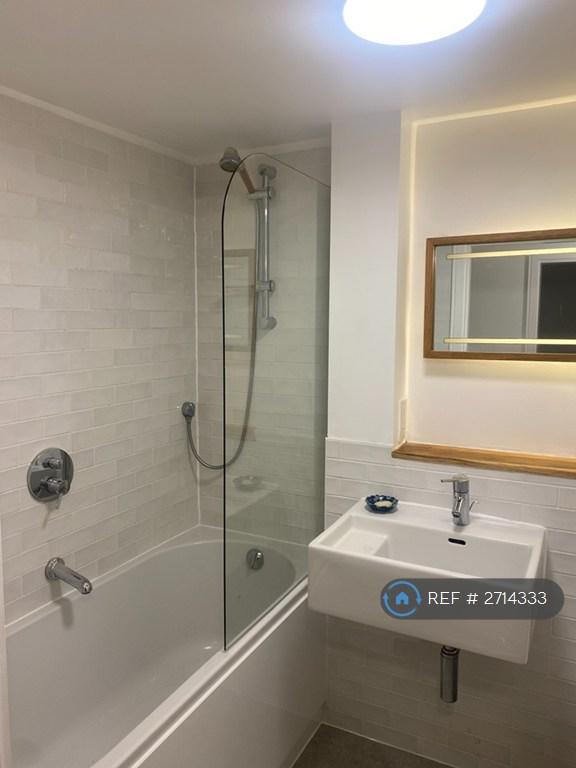 2 bedroom flat in Cranbourne Terrace, Manchester, M21 (2 bed) (#2714333)