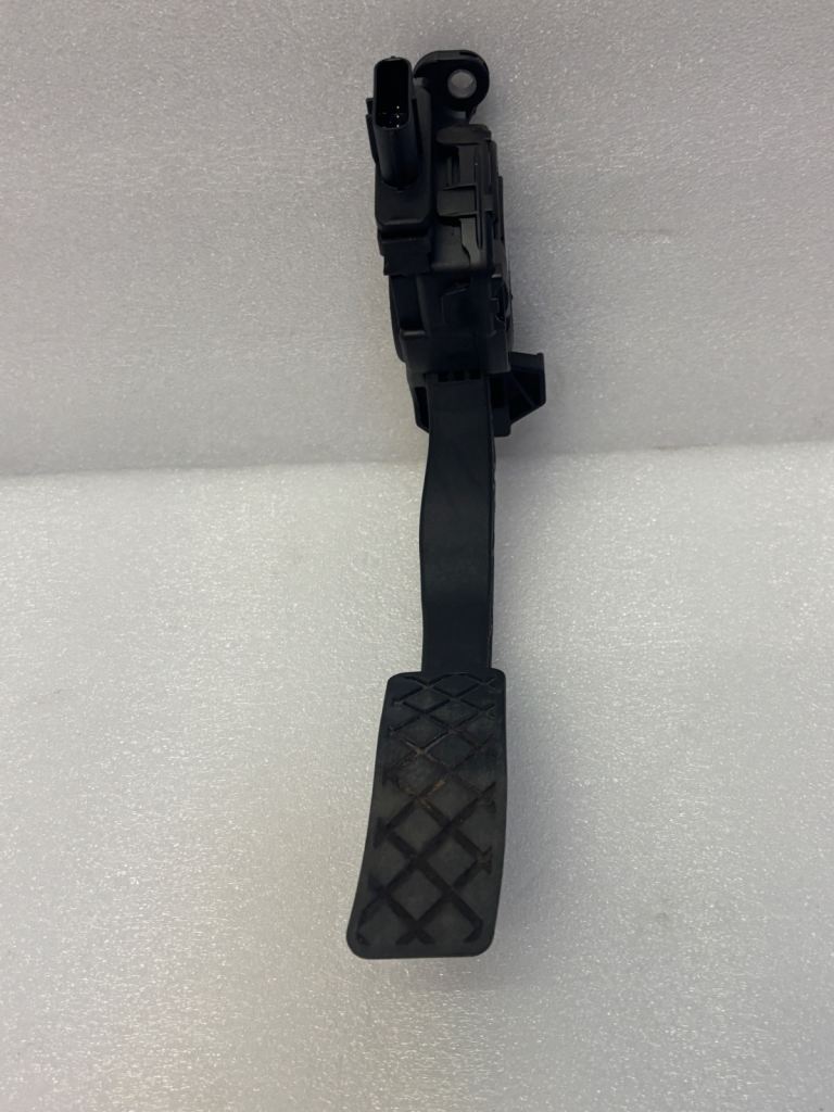 Audi A5 Accelerator Pedal, PN: 8K1 723 523