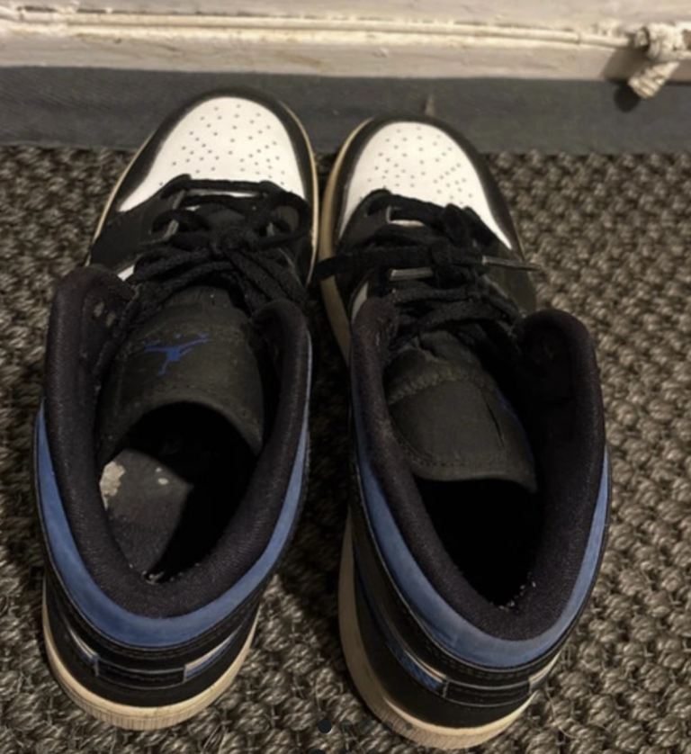 Nike Air Jordan 1 Mid Trainers - Black, White & Blue