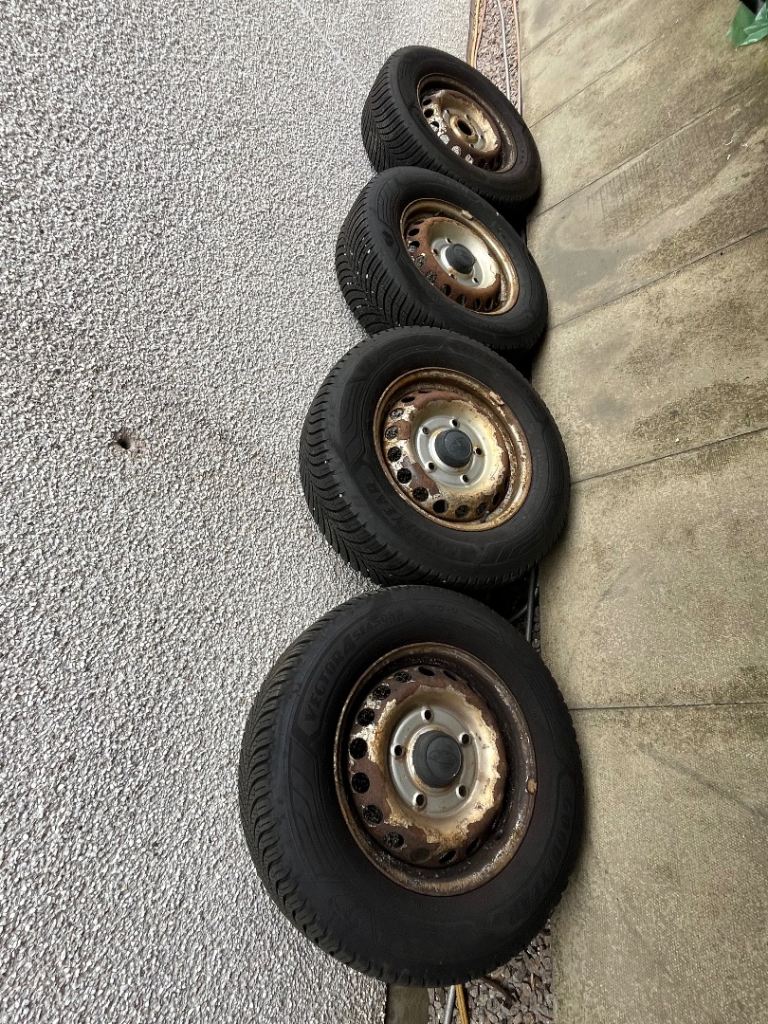 Set of 4 wheels & all season tyres 350 mk8 Ford Transit