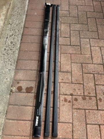Thule Square Roof Bars 135cm