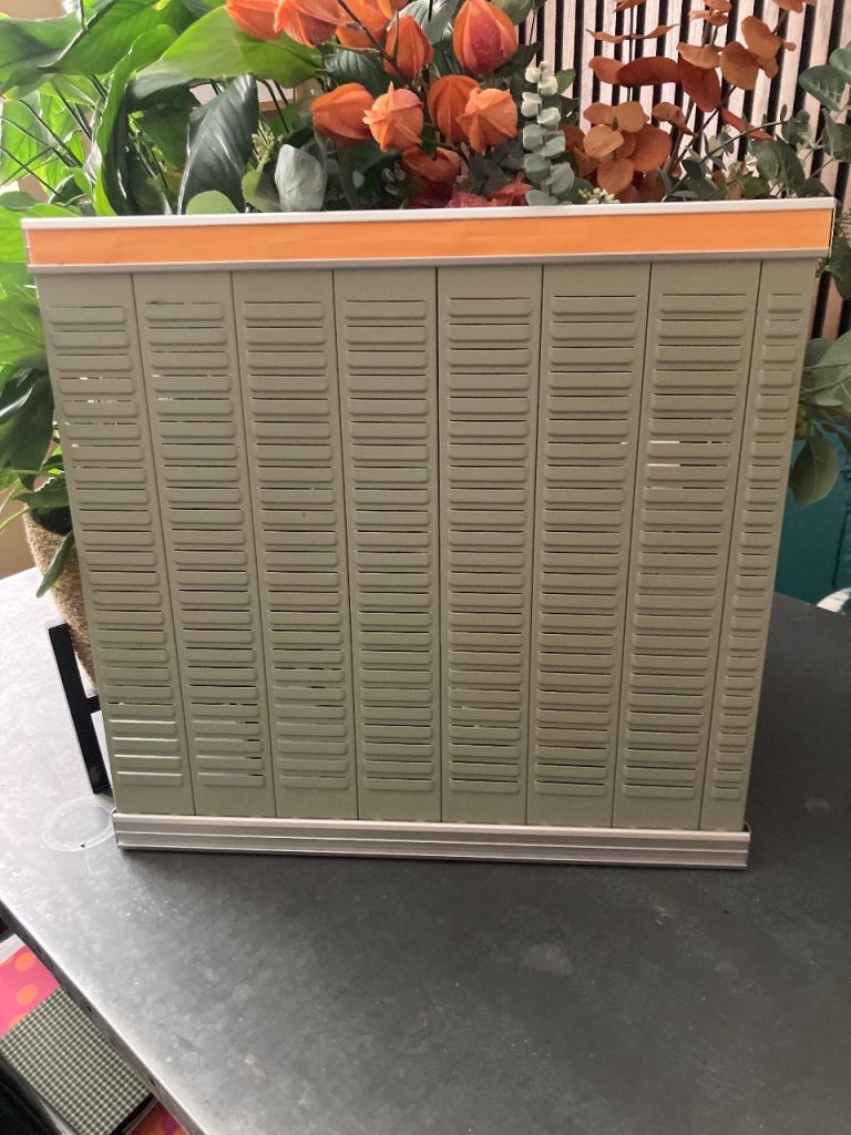 Nobo  metal tcard organiser with cards 