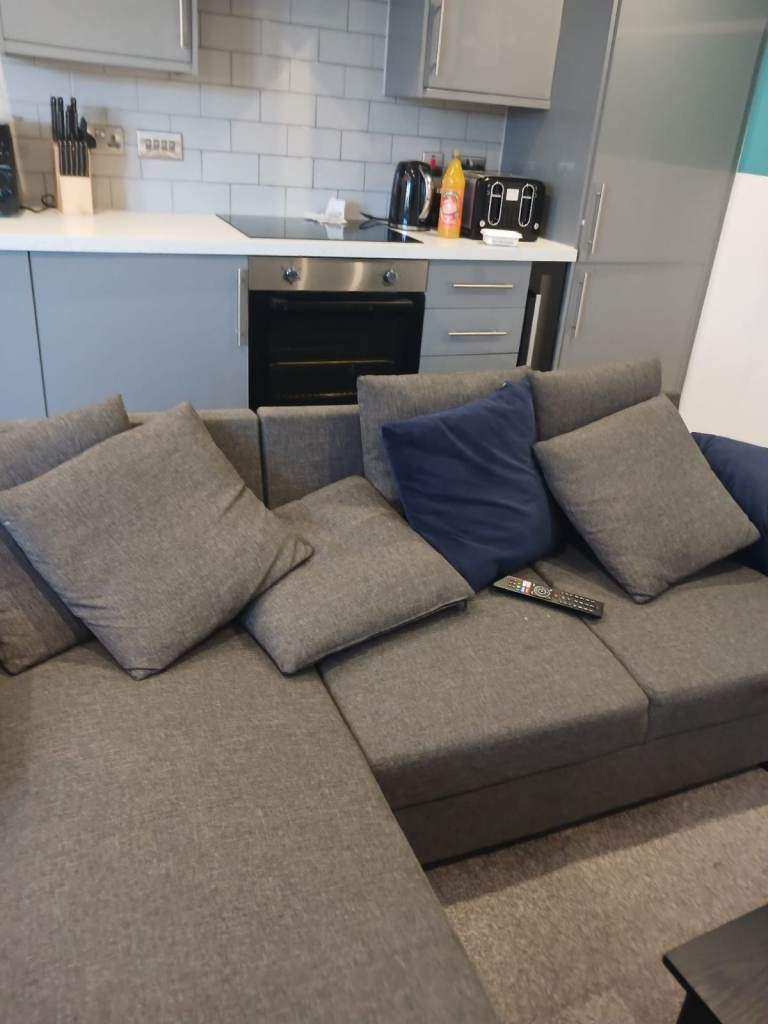 image for Modera Cleaning Services - Domestic & Commercial Cleaning / End Of Tenancy / Deep Clean / 🧽