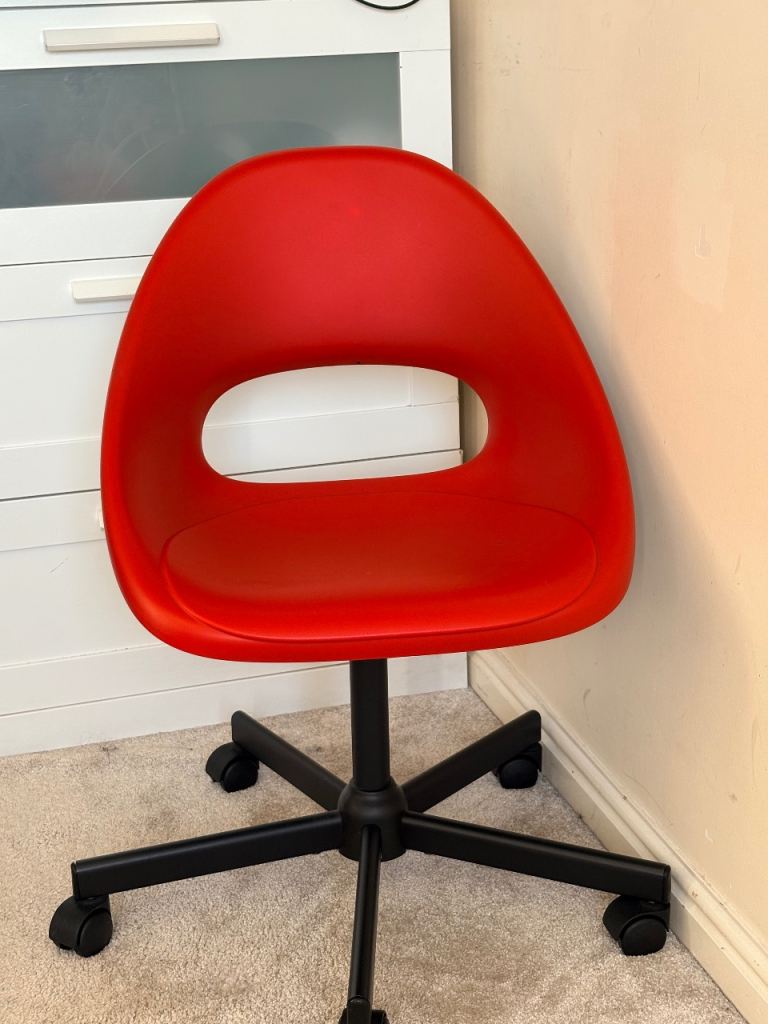 image for Desk/games chair for sale 