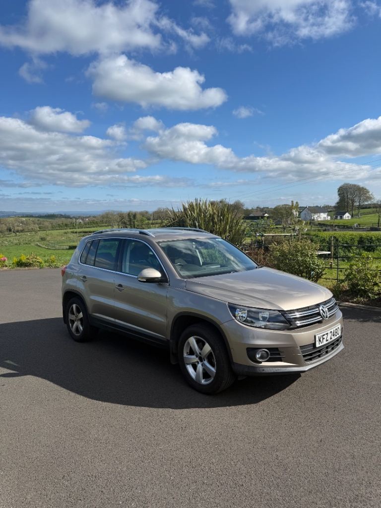 Volkswagen, TIGUAN, Estate, 2012, Semi-Auto, 1968 (cc), 5 doors