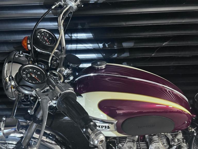 1972 TRIUMPH TRIDENT T150 V  Must See