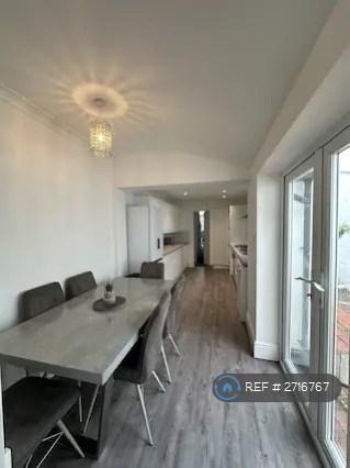 4 bedroom house in Graham Road, Worthing, BN11 (4 bed) (#2716767)