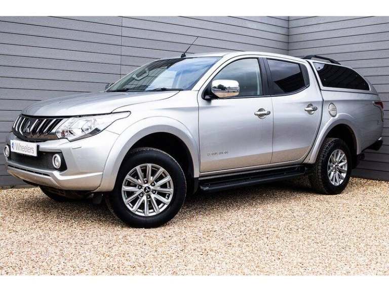 2017 Mitsubishi L200 Double Cab DI-D 178 Barbarian 4WD Auto PICK UP DIESEL Automatic