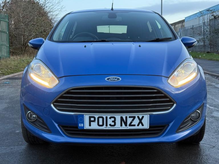 2013 Ford Fiesta 1.6 Titanium 5dr Powershift HATCHBACK Petrol Automatic