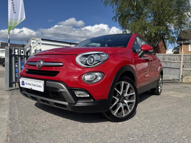 FIAT 500X 1.6 500x Off-road Look 1.6 Multijet 120hp Cross Plus Red Manual Diesel