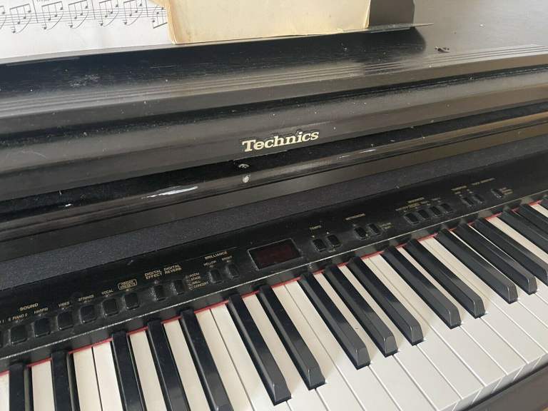 Technics sxpx664 88 keys