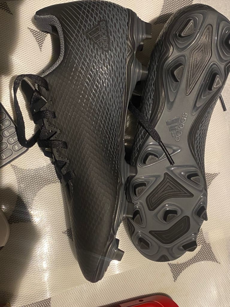 Adidas ghosted football boots size 6