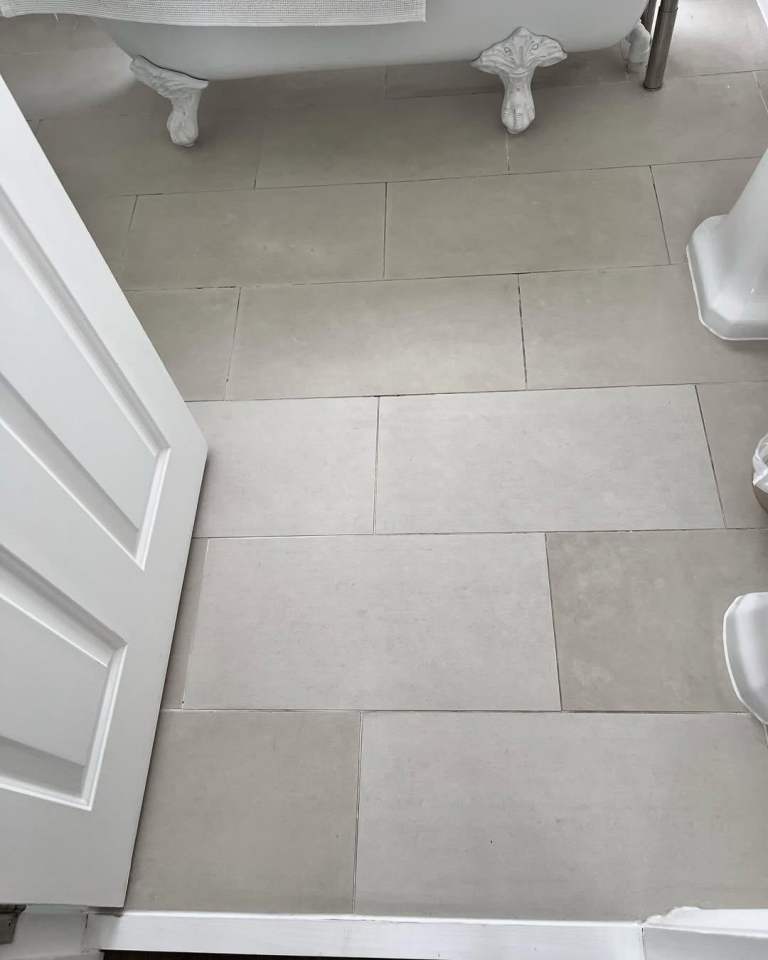Wall & Floor Tiling Services – Clean Finish & Fair Prices