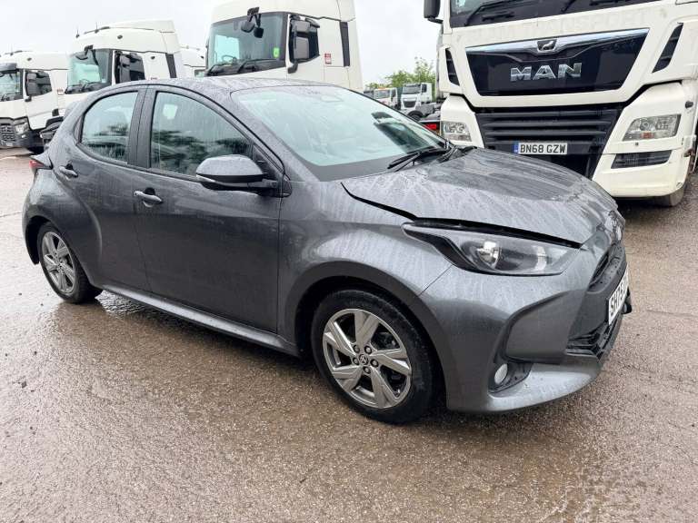 2025 75 REG TOYOTA YARIS ICON 1.5 HYBRID AUTO DAMAGED SALVAGE