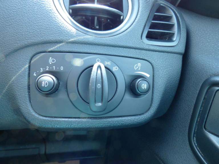 FORD GALAXY 1.6 TDCi Zetec ** 7 SEATER** **15 MONTHS WARRANTY** **12 MONTHS