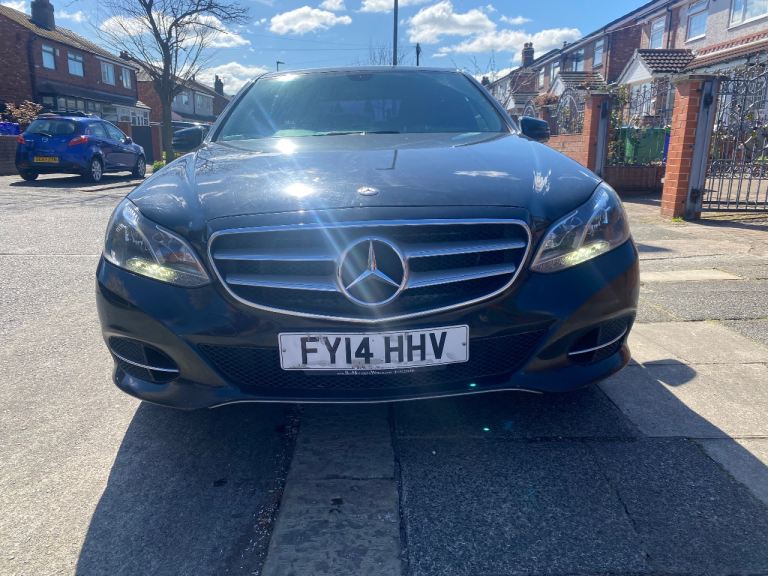 2014 Eclass/heated seats/ Jan 2017 mot