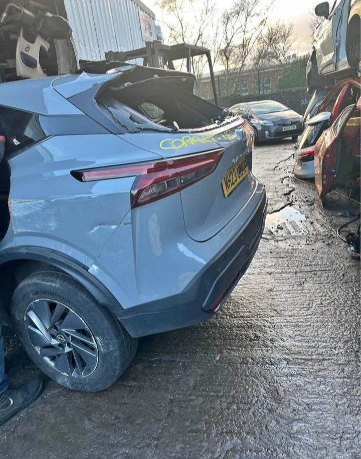 Nissan qashqai j12 1.3 2023 breaking for spares