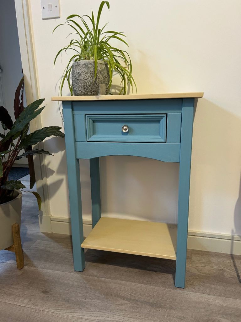 Reduced - cute seaside blue side table 