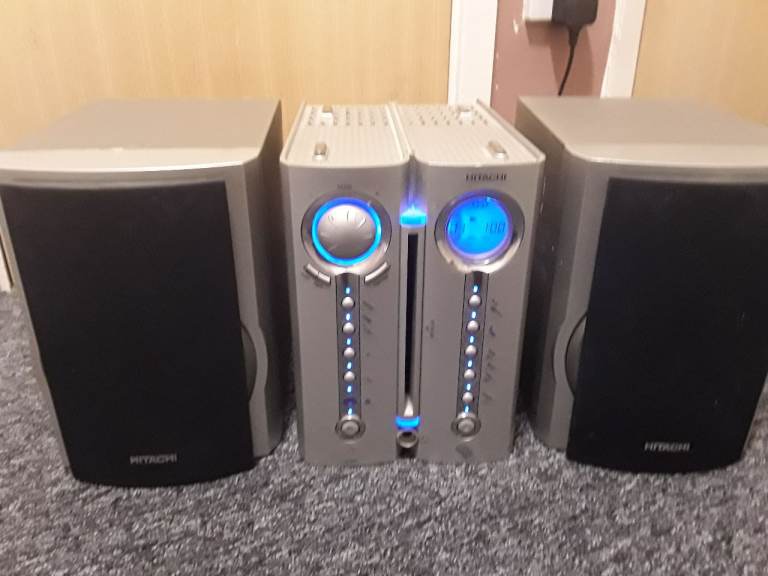 Hitachi mini CD stereo system