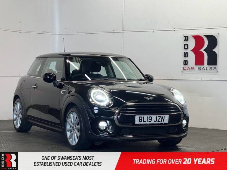 2019 MINI Hatch 1.5 Cooper Classic Hatchback 3dr Petrol Manual Euro 6 (s/s) (136 ps) Hatchback Pe...