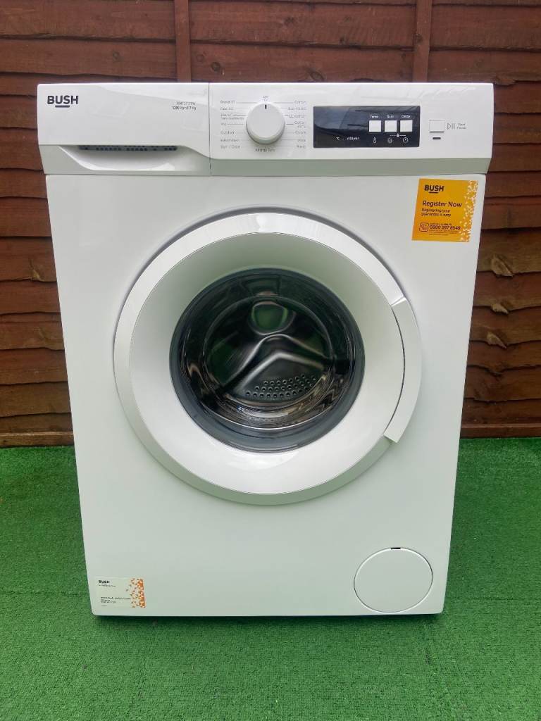 Bush 7Kg load, 1200 Spin Washing Machine. Less than a year old. Delivery possible.