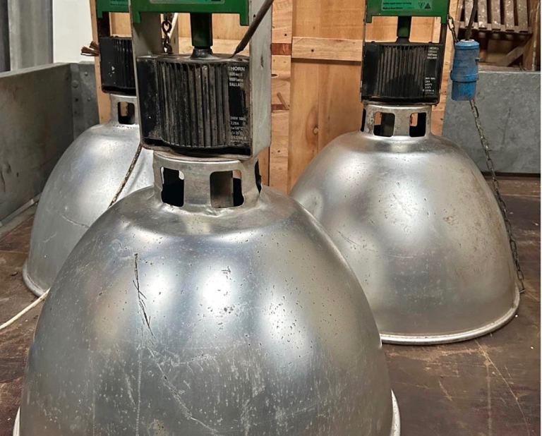 Large Thorne EMI  HIPAK DHK 400 hanging Light Fittings x3 of