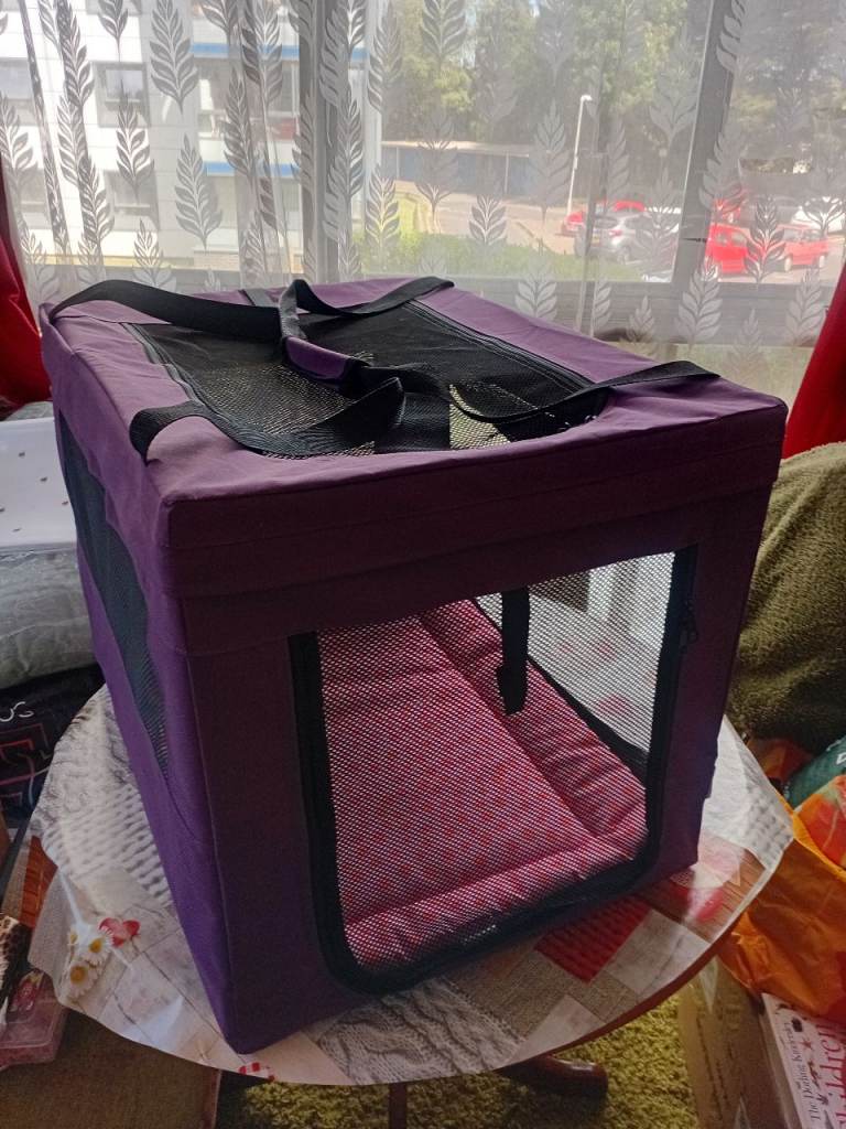 REDUCED AS NEW PURPLE PET 💜 CRATE