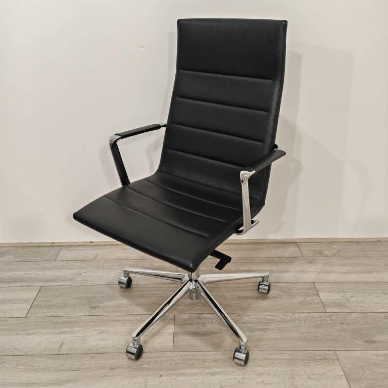 ICF Executive Conference Chair – Black Leather / Chrome – £395 + VAT