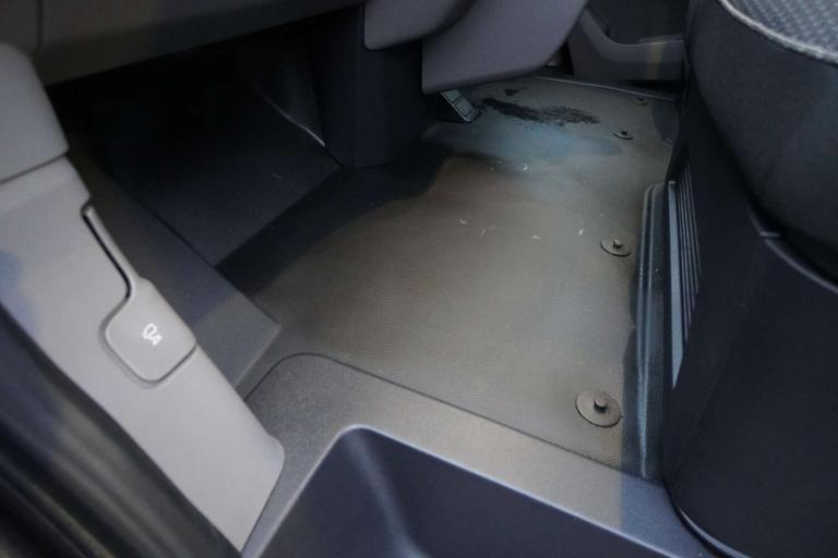 2025 Volkswagen Transporter 2.0 Transporter T28 Commerce Pro TDI + Delivery Miles + VW 5 Plus Pan...