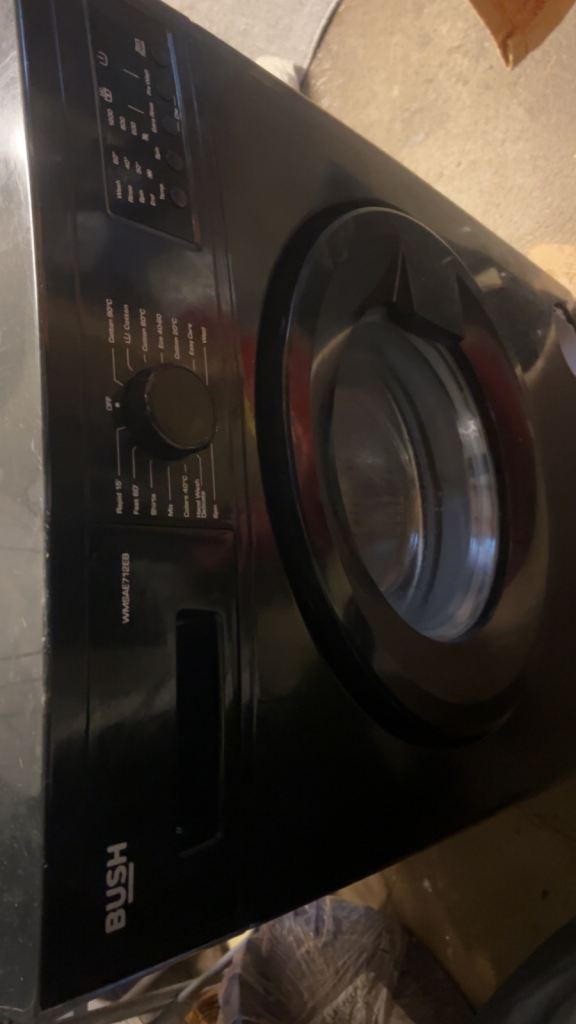 Hot point black washer