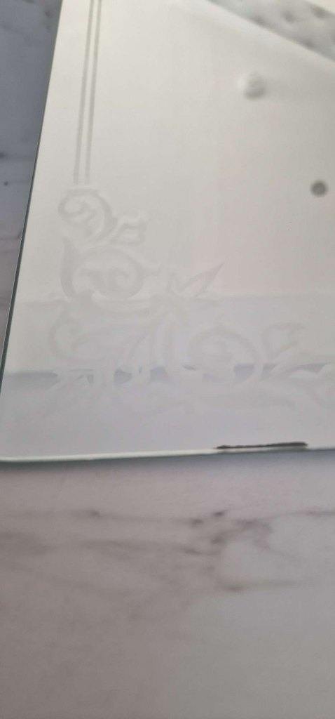 MIRROR, GOOD CONDITION, ARCHED TOP, WITH DETAILING, H 75CM X W 53CM X D 4MM