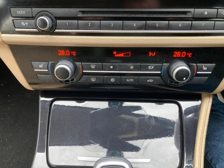 2011 BMW 5 Series 2.0 520d SE Touring Steptronic Euro 5 5dr ESTATE Diesel Automatic