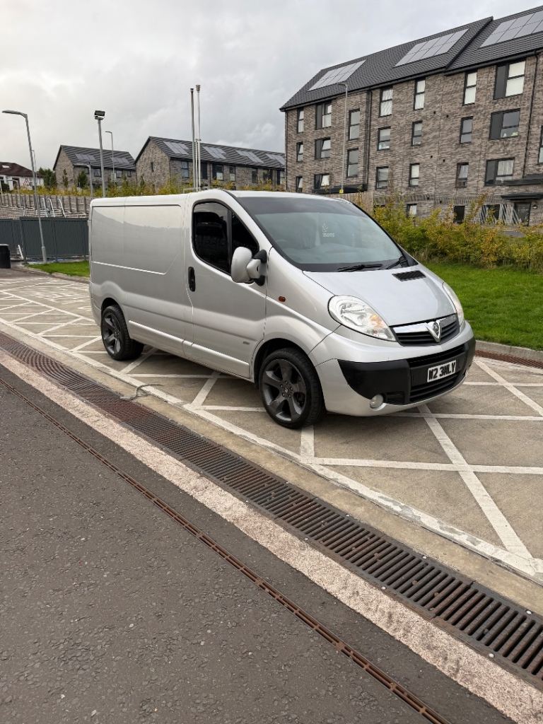Vauxhall Vivaro Sportive 2013 