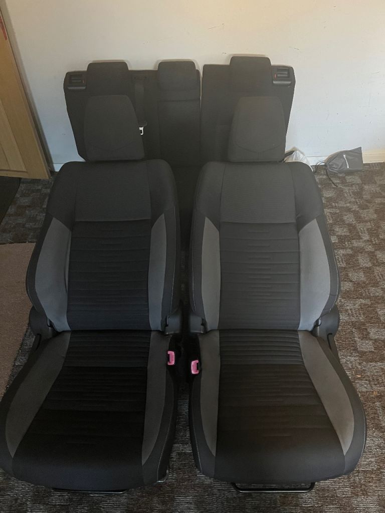 Toyota Auris Hatchback Full Seat Set (2015-2018) – Front & Rears £100