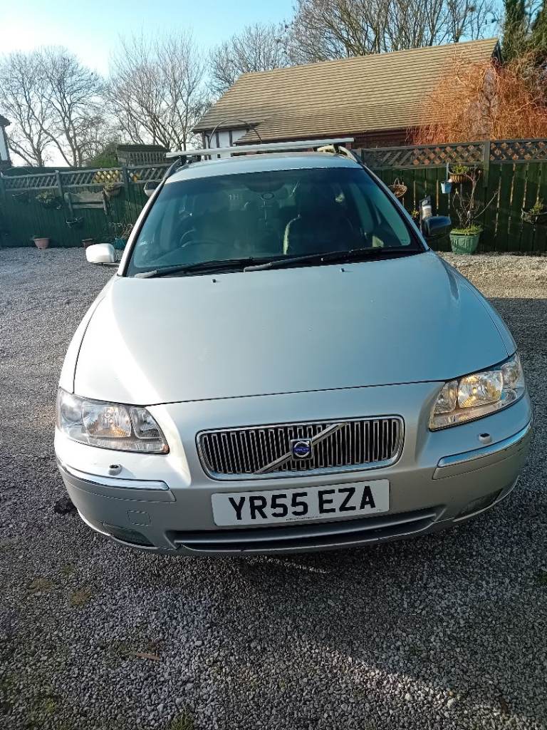 Volvo, V70, Estate, 2005, Manual, 2401 (cc), 5 doors