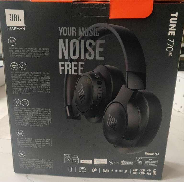 OPEN TO OFFERS !! £65 ONO  !!!! JBL 770NC HEADPHONES 