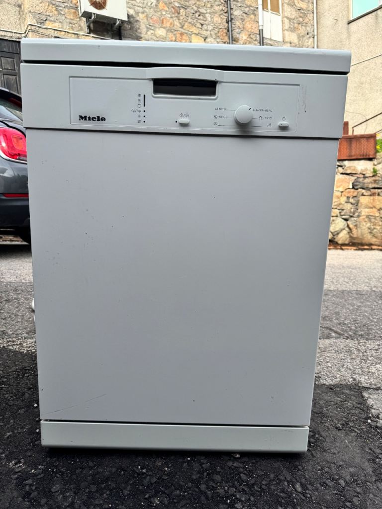 Miele Full-size Dishwasher - Delivery Available